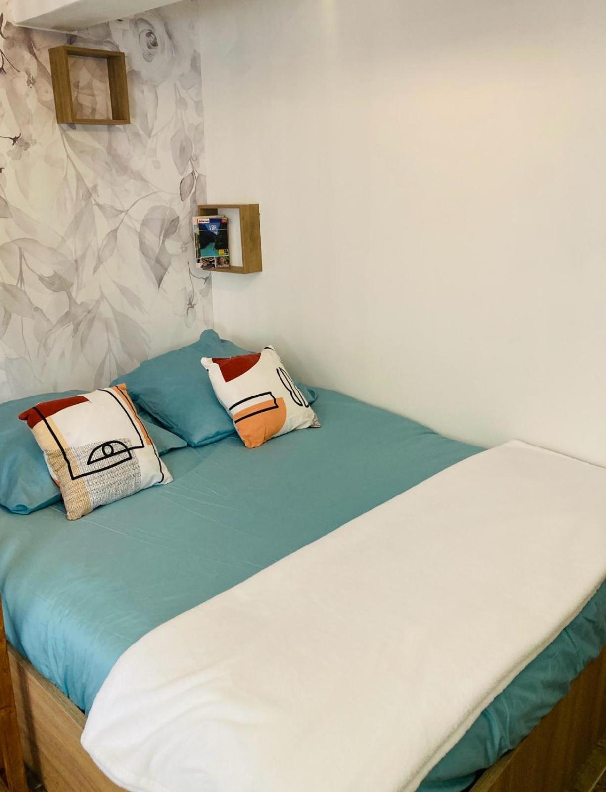 Appart'Hotel Au Pradet Le Pradet Exteriör bild